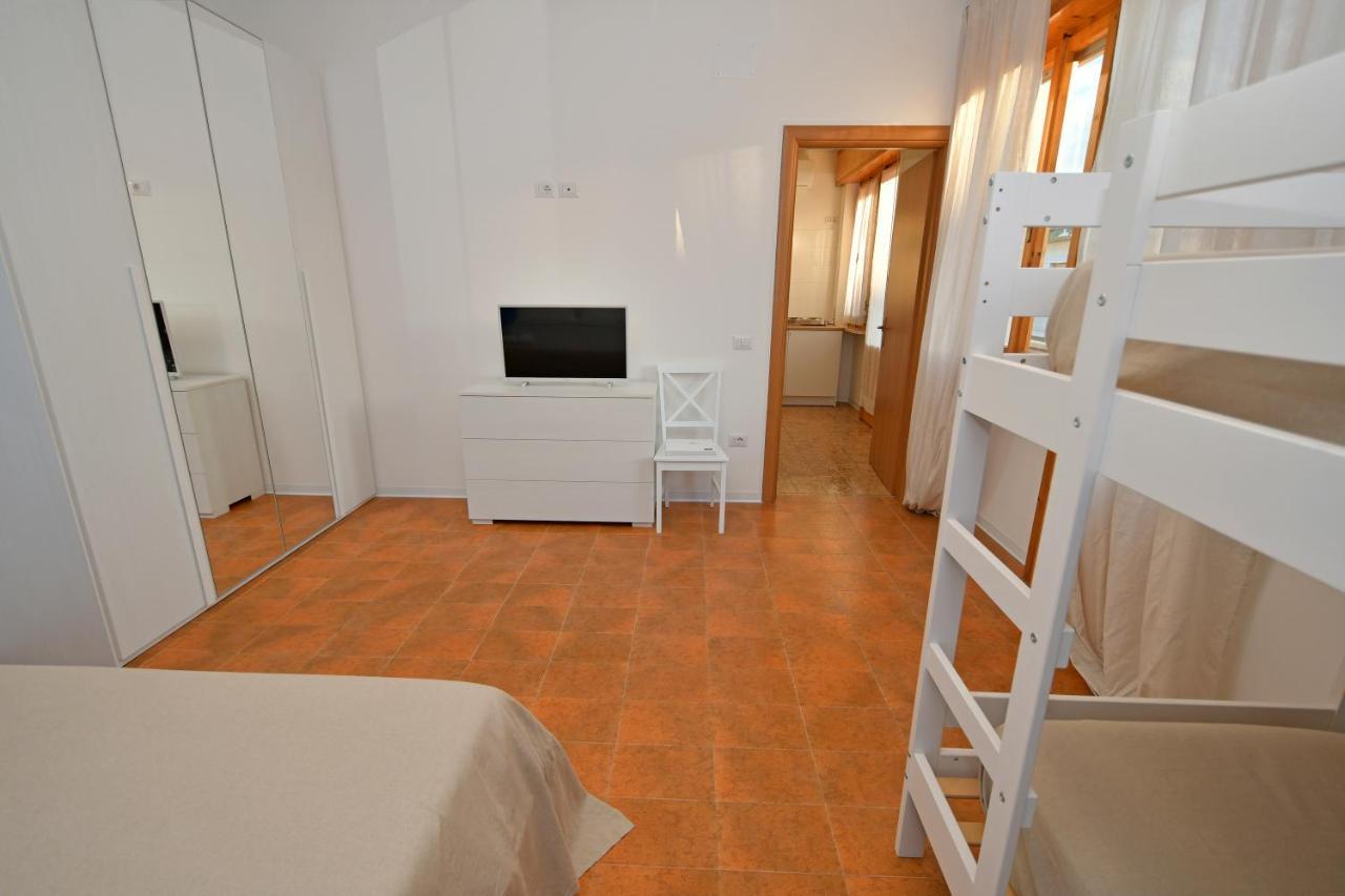ألبا أدرياتيكا B&B Linae - Residence المظهر الخارجي الصورة